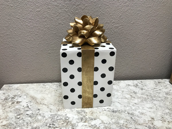 14" RESIN GIFT PACKAGE W/BOW