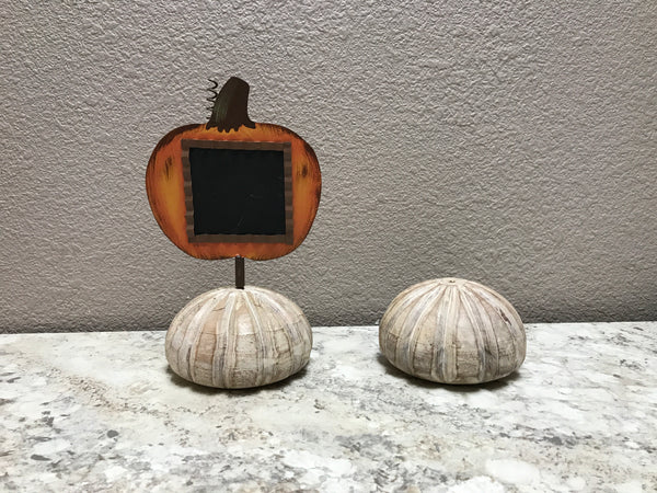 Pumpkin Finial Stand White