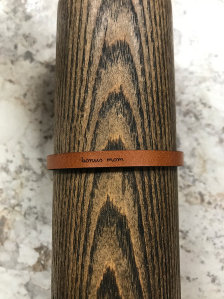 Brown "bonus mom" Bracelet